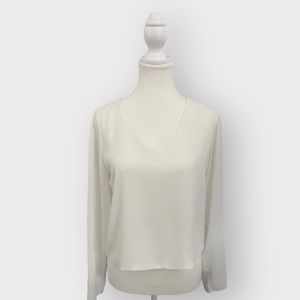 NWOT - Aritzia Babaton v-neck blouse size S